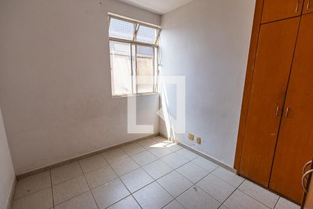 Quarto 1 de apartamento à venda com 2 quartos, 57m² em Floramar, Belo Horizonte
