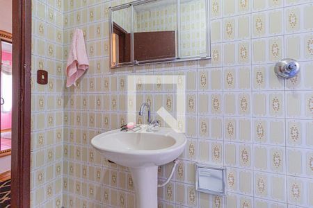 Casa à venda com 200m², 3 quartos e 3 vagasBanheiro 1