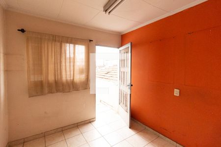 Casa à venda com 80m², 3 quartos e 2 vagasQuarto 3