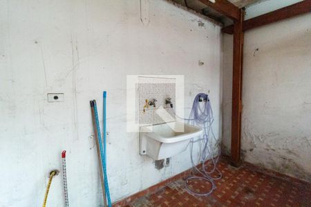 Casa à venda com 80m², 3 quartos e 2 vagasÁrea de Serviço