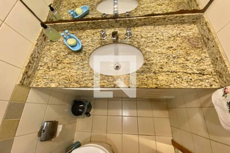 Apartamento à venda com 124m², 3 quartos e 2 vagasBanheiro Social