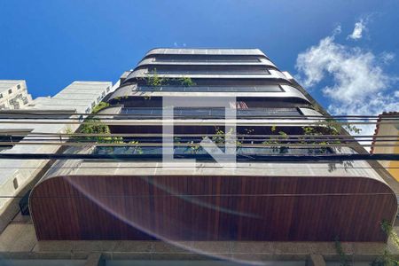 Apartamento à venda com 124m², 3 quartos e 2 vagasFachada