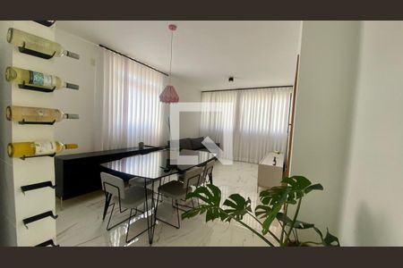 Sala de apartamento à venda com 3 quartos, 84m² em Padre Eustáquio, Belo Horizonte