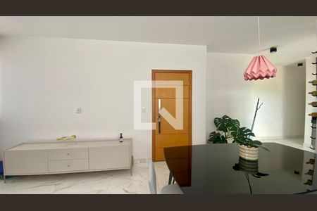 Sala de apartamento à venda com 3 quartos, 84m² em Padre Eustáquio, Belo Horizonte