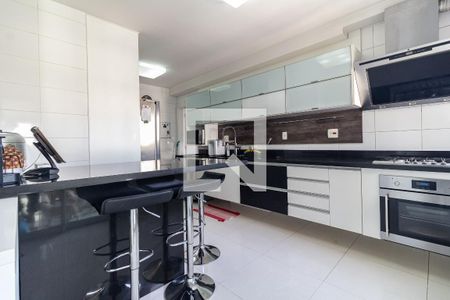 Apartamento à venda com 213m², 3 quartos e 3 vagasCozinha