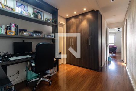 Apartamento à venda com 213m², 3 quartos e 3 vagasHall dos Quartos/Escritório