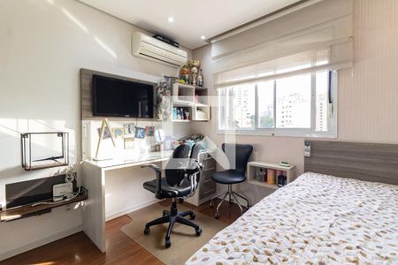 Apartamento à venda com 213m², 3 quartos e 3 vagasSuíte 2