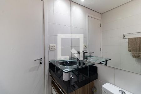 Apartamento à venda com 213m², 3 quartos e 3 vagasBanheiro da Suíte 2