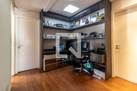 Apartamento à venda com 213m², 3 quartos e 3 vagasHall dos Quartos/Escritório