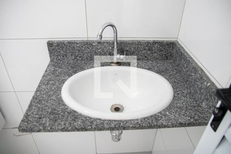 Casa para alugar com 50m², 2 quartos e sem vagaBanheiro