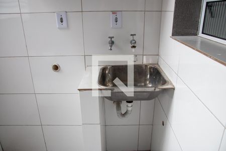 Casa para alugar com 50m², 2 quartos e sem vagaÁrea de Serviço