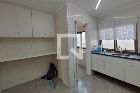 Apartamento à venda com 64m², 2 quartos e 2 vagasCozinha