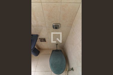 Casa à venda com 1100m², 3 quartos e 4 vagasTerraço - banheiro