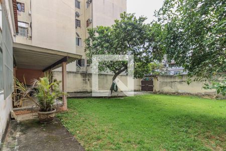 Casa à venda com 1100m², 3 quartos e 4 vagasÁrea externa - frente do imóvel