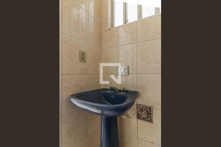 Casa à venda com 1100m², 3 quartos e 4 vagasTerraço - banheiro