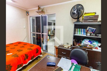 Casa à venda com 180m², 3 quartos e 2 vagas Casa à venda com 180m², 3 quartos e 2 vagasQuarto de Serviço