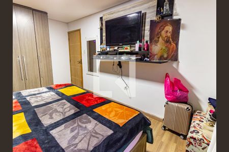 Casa à venda com 180m², 3 quartos e 2 vagas Casa à venda com 180m², 3 quartos e 2 vagasQuarto 3