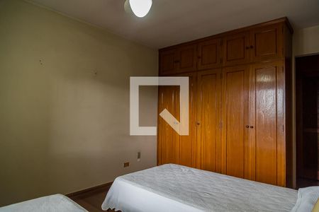 Casa à venda com 350m², 4 quartos e 1 vagaSuíte 3