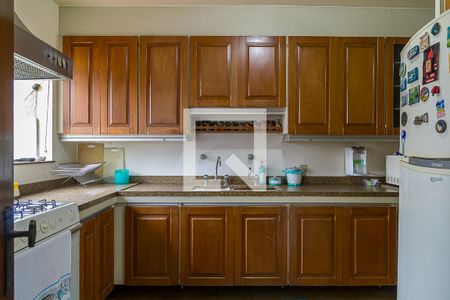 Casa à venda com 350m², 4 quartos e 1 vagaCozinha