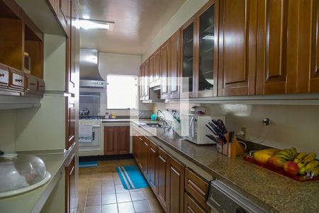 Casa à venda com 350m², 4 quartos e 1 vagaCozinha