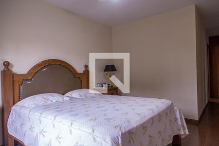 Casa à venda com 350m², 4 quartos e 1 vagaSuíte 4