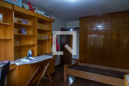 Casa à venda com 350m², 4 quartos e 1 vagaQuarto 1