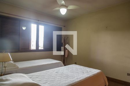 Casa à venda com 350m², 4 quartos e 1 vagaSuíte 3