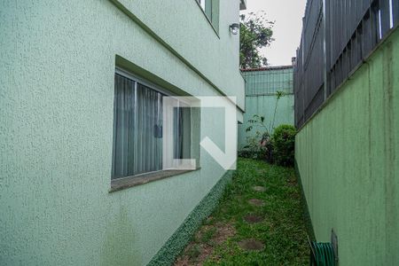 Casa à venda com 350m², 4 quartos e 1 vagaQuintal externo