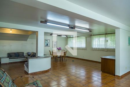 Casa à venda com 350m², 4 quartos e 1 vagaÁrea comum - Salão de festas