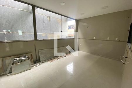 Casa para alugar com 382m², 4 quartos e sem vagaCozinha