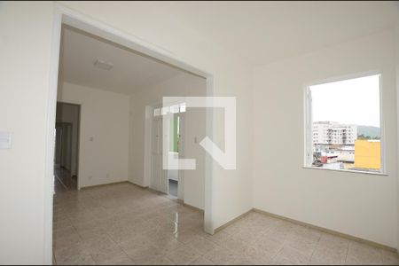 Apartamento à venda com 96m², 2 quartos e sem vagaCopa