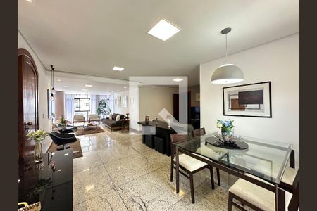 Sala de apartamento à venda com 4 quartos, 207m² em Serra, Belo Horizonte