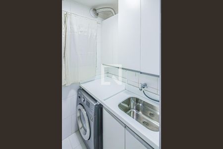 Apartamento à venda com 62m², 2 quartos e 1 vaga Apartamento à venda com 62m², 2 quartos e 1 vagaLavanderia