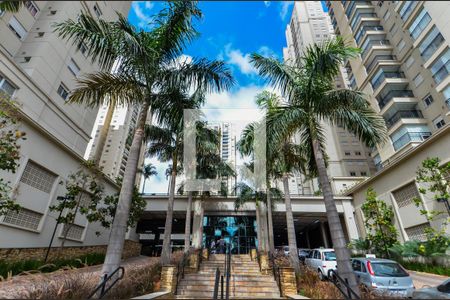 Apartamento para alugar com 122m², 3 quartos e 2 vagas Apartamento para alugar com 122m², 3 quartos e 2 vagasEntrada Social