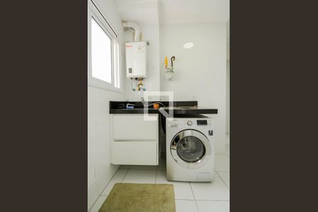 Apartamento para alugar com 122m², 3 quartos e 2 vagas Apartamento para alugar com 122m², 3 quartos e 2 vagasÁrea de Serviço
