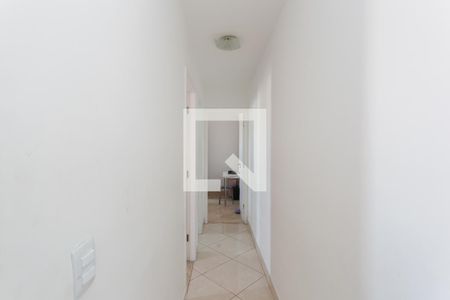 Corredor  de apartamento à venda com 2 quartos, 51m² em Cidade Líder, São Paulo