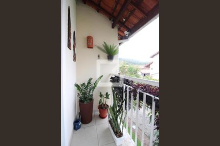 Casa de condomínio à venda com 160m², 3 quartos e 3 vagasVaranda da Suíte