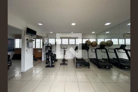 Casa de condomínio à venda com 160m², 3 quartos e 3 vagas Casa de condomínio à venda com 160m², 3 quartos e 3 vagasÁrea comum - Academia