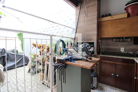 Casa de condomínio à venda com 160m², 3 quartos e 3 vagasÁrea Gourmet