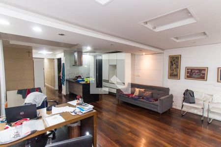 Casa à venda com 350m², 4 quartos e 2 vagasCasa 2 - Salão  