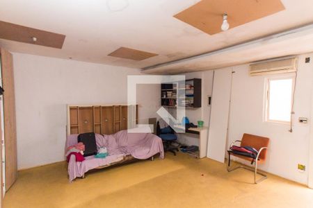 Casa à venda com 350m², 4 quartos e 2 vagasCasa 2 - Quarto 1 