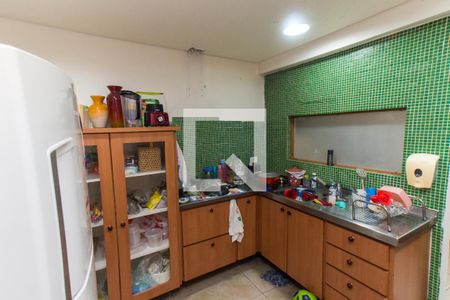 Casa à venda com 350m², 4 quartos e 2 vagasCasa 2 - Cozinha  