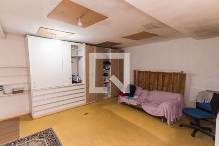 Casa à venda com 350m², 4 quartos e 2 vagasCasa 2 - Quarto 1 