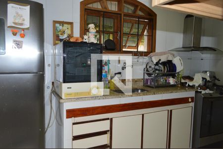 Casa para alugar com 235m², 4 quartos e 2 vagasCozinha