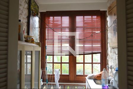 Casa para alugar com 235m², 4 quartos e 2 vagasVaranda da suíte 2 convertida em área de serviço