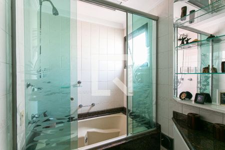 Apartamento para alugar com 125m², 4 quartos e 3 vagasBanheiro da Suíte 2