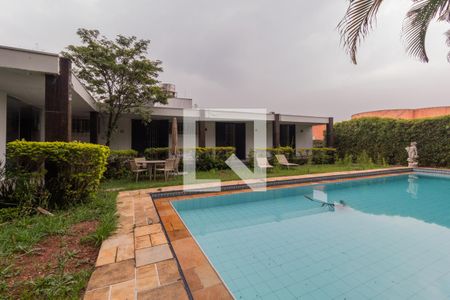 Piscina de casa à venda com 3 quartos, 680m² em Morumbi, São Paulo