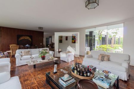 Sala de casa à venda com 3 quartos, 680m² em Morumbi, São Paulo