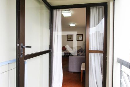 Apartamento à venda com 100m², 3 quartos e 2 vagasVaranda 