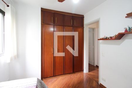 Apartamento à venda com 100m², 3 quartos e 2 vagasQuarto 2